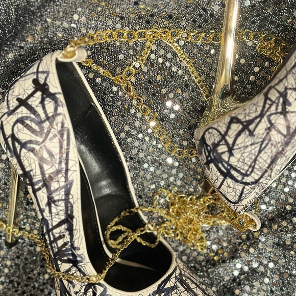 Gold Chain Ankle Drip Pointed Heels SZ 40 - Picture 7 of 7